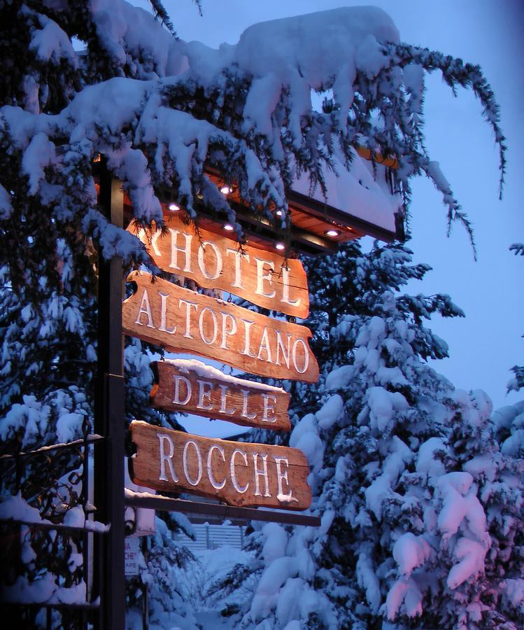 Hotel Altopiano Delle Rocche Rocca di Mezzo Exterior foto
